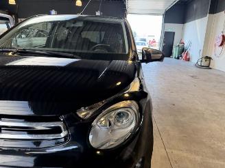 Citroën C1 1.0 VTi Shine picture 10