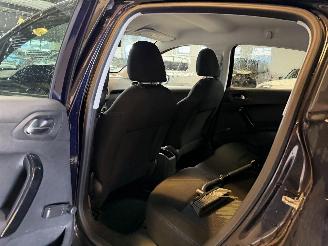 Peugeot 208 1.2 PureTech Allure picture 11