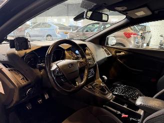 Ford Focus 1.0 Titanium picture 18