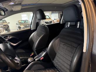 Peugeot 2008 1.2 PureTech Allure Automaat! 90.000 KM! picture 15