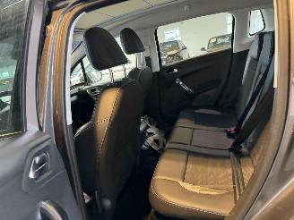 Peugeot 2008 1.2 PureTech Allure Automaat! 90.000 KM! picture 11
