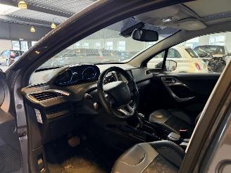 Peugeot 2008 1.2 PureTech Allure Automaat! 90.000 KM! picture 13