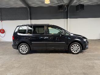 Volkswagen Touran 1.2 TSI Highline BlueMotion 7 persons NAP! picture 6