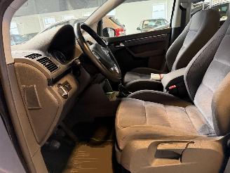 Volkswagen Touran 1.2 TSI Highline BlueMotion 7 persons NAP! picture 16