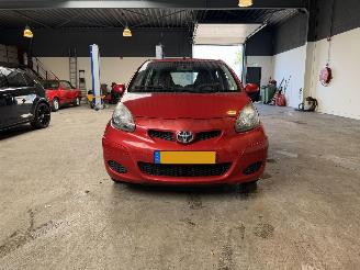Toyota  1.0-12V Aspiration Red 93.000 NAP! picture 8