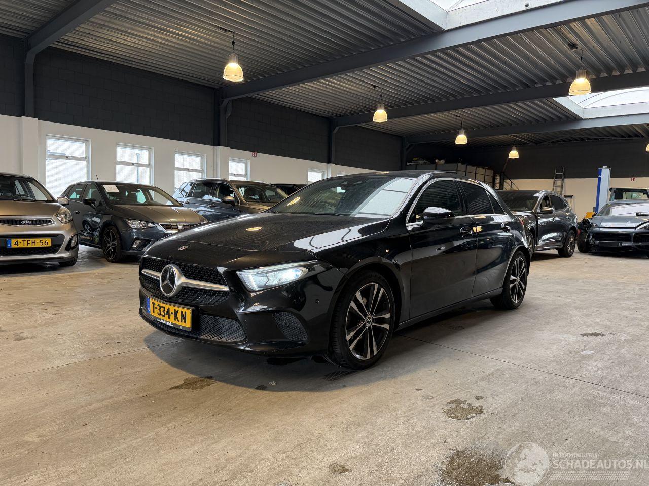 Mercedes A-klasse 180 Business Solution AMG