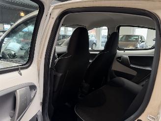 Schadeauto Peugeot 107 1.0-12V Millesim 200 2011/3