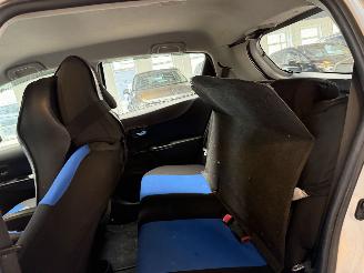 Toyota Yaris 1.3 VVT-i Aspiration picture 16