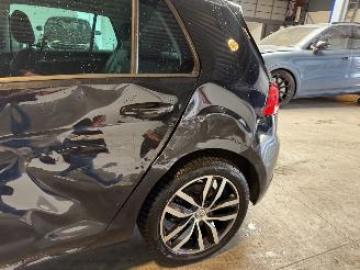 Volkswagen Golf E EDITION! 54.000 NAP! picture 12