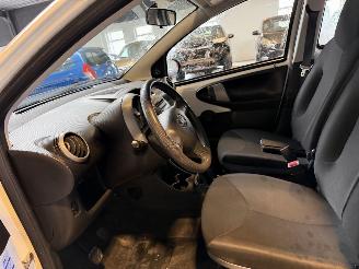 Toyota Aygo 1.0 VVT-i Now NAP! picture 14