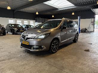 skadebil auto Renault Grand-scenic 1.5 dCi Bose Automaat! 2015/3