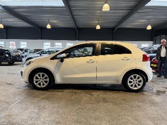 Kia Rio 1.2 CVVT Plus Pack picture 2