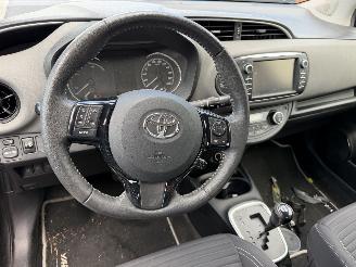 Toyota Yaris 1.5 Hybrid Energy picture 23