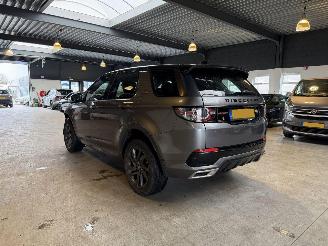 Land Rover Discovery Sport 2.0 TD4 HSE Luxury picture 3