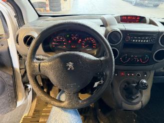 Peugeot Partner 1.6 BlueHDi 75 L1 XR picture 18