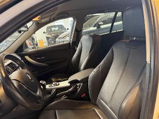 BMW 3-serie 316d High Executive picture 17