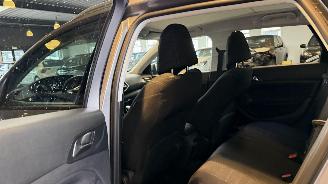 Peugeot 308 1.6 BlueHDI Blue Lease Executive picture 15
