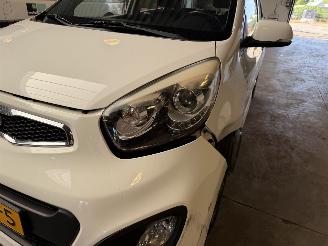 Kia Picanto 1.0 CVVT Design Edition NAP! picture 10