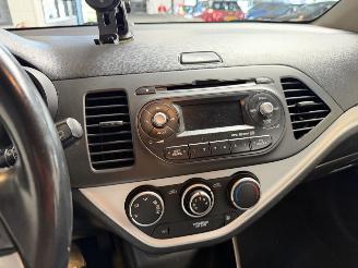 Kia Picanto 1.0 CVVT Design Edition NAP! picture 19