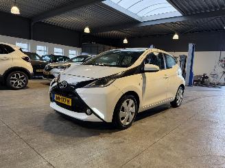  Toyota Aygo 1.0 VVT-i x-wave 2017/4