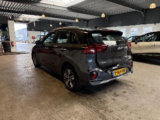 Kia Niro 1.6 GDi Hybrid NAP! picture 3