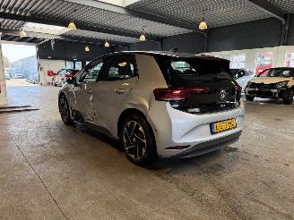 Volkswagen ID.3 Life 58 kWh 122.000 picture 3