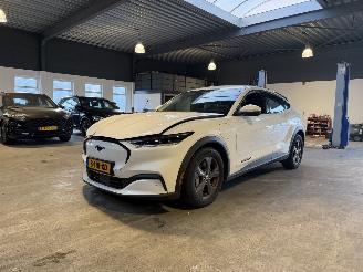 škoda osobní automobily Ford Mustang Mach-e Extended RWD 98 KWH 30.000 NAP! 2023/5