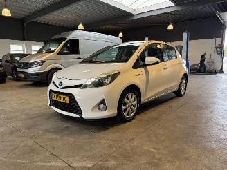 škoda osobní automobily Toyota Yaris 1.5 Hybrid 2014/3