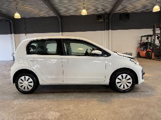 Volkswagen Up! 1.0 BMT move up! picture 6