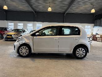 Volkswagen Up! 1.0 BMT move up! picture 2