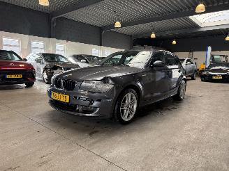 Vaurioauto  passenger cars BMW 1-serie 116i Business Line NAP! 2008/2