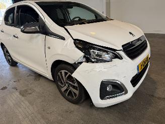 Peugeot 108 1.0 e-VTi Allure picture 12
