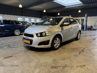 Voiture accidenté Chevrolet Aveo 1.2 LT 2012/3