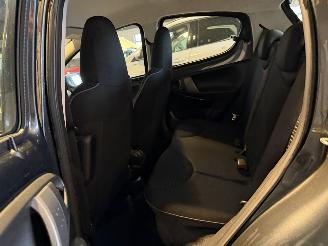 Peugeot 107 1.0 Active picture 14