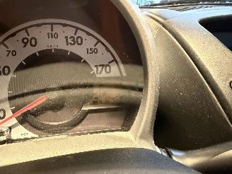 Peugeot 107 1.0 Active picture 24