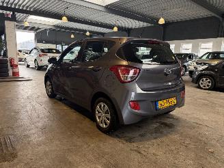 Hyundai I-10 1.0i i-Motion Comfort picture 3