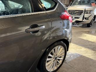 Ford Focus 1.5 EcoBoost picture 12
