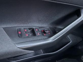 Volkswagen Polo 1.0TSI Highline picture 13