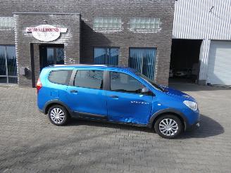 krockskadad bil auto Dacia Lodgy 1.2 TCe Stepway 2016/11