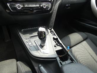 BMW 3-serie Touring 318i Centennial High Executive picture 19