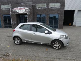 Damaged car Mazda 2 1.3 S-VT Touring 2008/11