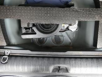 Peugeot 2008 1.2 PureT. Blue Lion picture 25