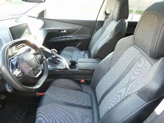 Peugeot 5008 1.2 PureTech GT-Line 1ste eigenaar dealer onderhouden!!! picture 13