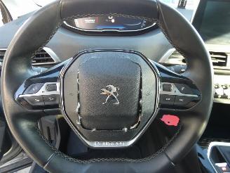 Peugeot 5008 1.2 PureTech GT-Line 1ste eigenaar dealer onderhouden!!! picture 15