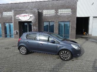 skadebil auto Opel Corsa 1.2-16V 111 Edition 2010/8