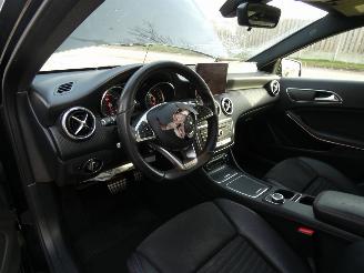 Mercedes A-klasse 180 Business Solution AMG picture 9