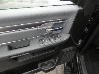 Dodge Ram 1500 LT 5.7 V8 4X4 CC CLASSIC picture 14