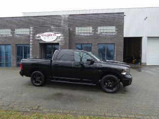 krockskadad bil bedrijf Dodge Ram 1500 SLT 5.7 V8 4X4 CC CLASSIC 2022/11