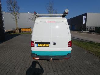 Volkswagen Transporter 2.0 TDI L2H2 Highl. picture 4
