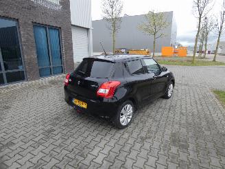 Suzuki Swift 1.2 Select picture 3